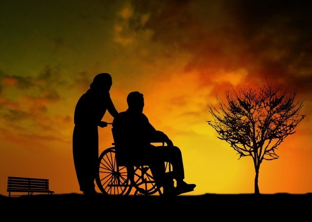 高齢者が安心して暮らせる町づくりとは　南砺市が先進地域の医療・介護を報告