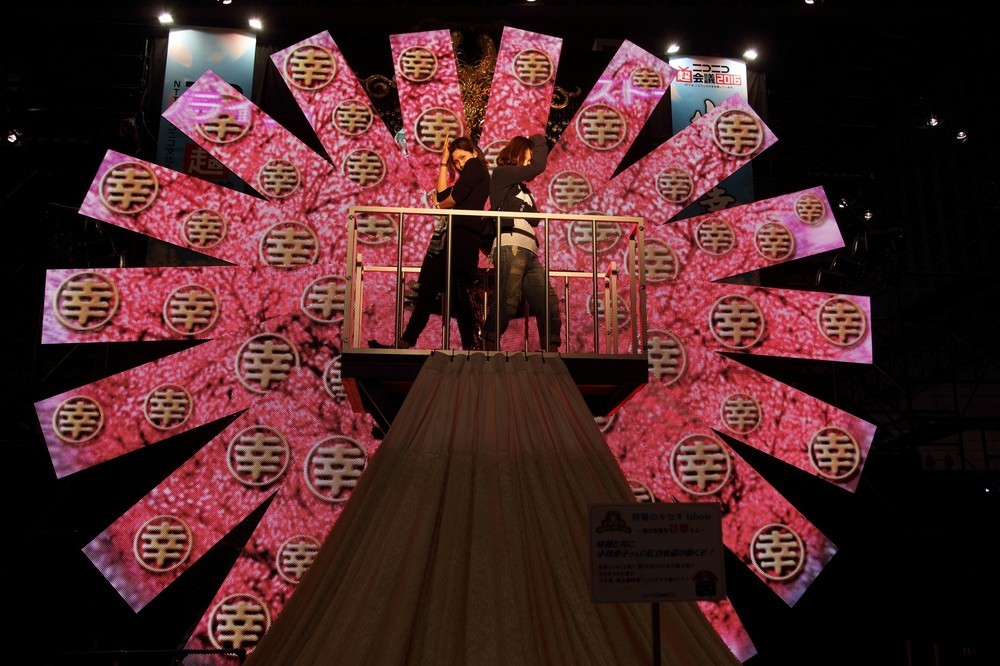 小林さんが紅白で着た「衣装」で記念撮影もできる