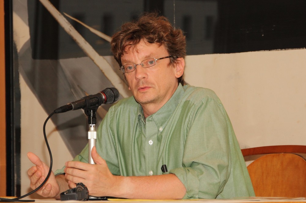 「読者が求めるジャーナリズム」に期待　NYT紙ファクラー氏が「インターネット報道協会」で講演