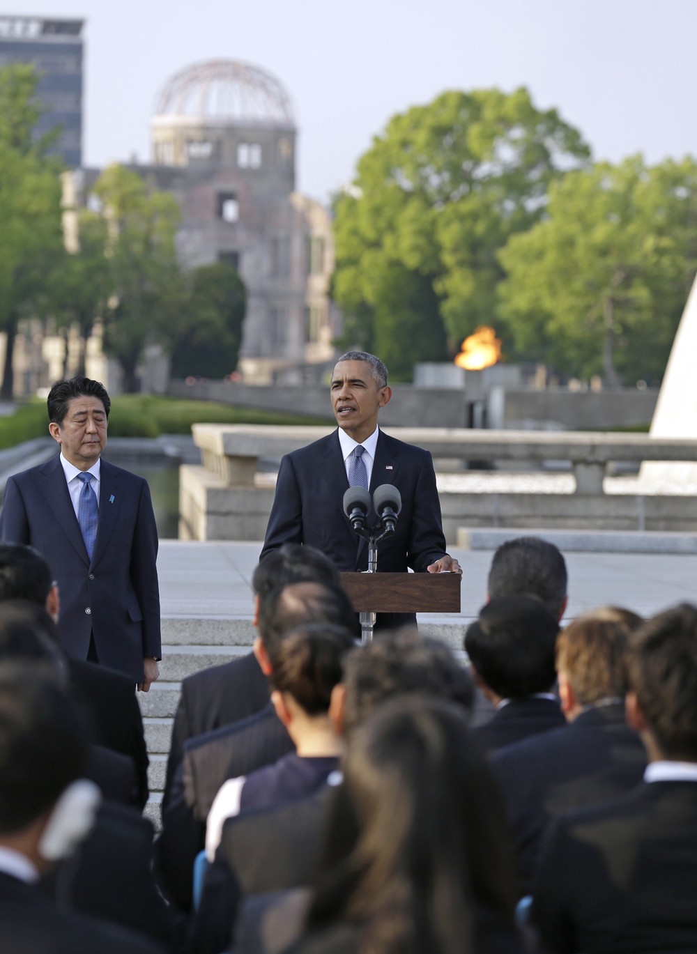 オバマ大統領は現職大統領として初めて広島市を訪問した（写真：AP/アフロ）