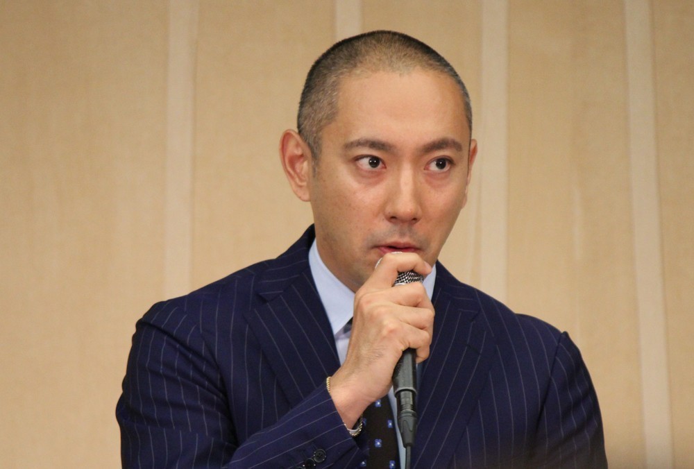 小林麻央への取材攻勢「命にかかわる」　それでも海老蔵宅に張り付く報道陣