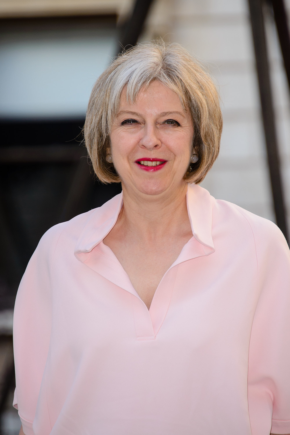 【男と女の相談室】英国のメイ新首相は重度の糖尿病患者　難病でも政治家の職務果たせる