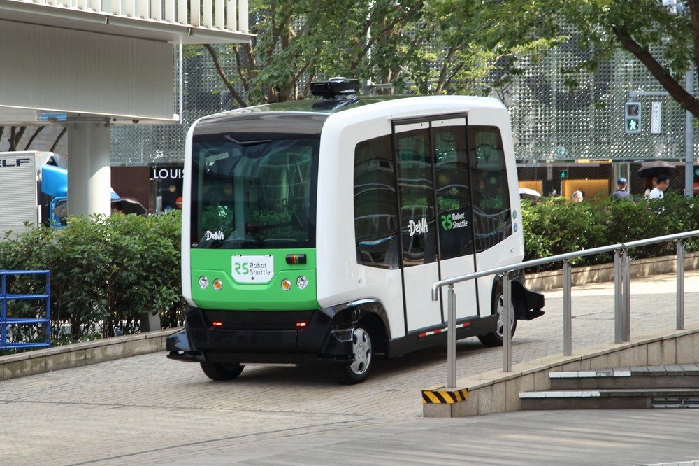 DeNAが無人運転バス事業　8月から幕張で試験運行