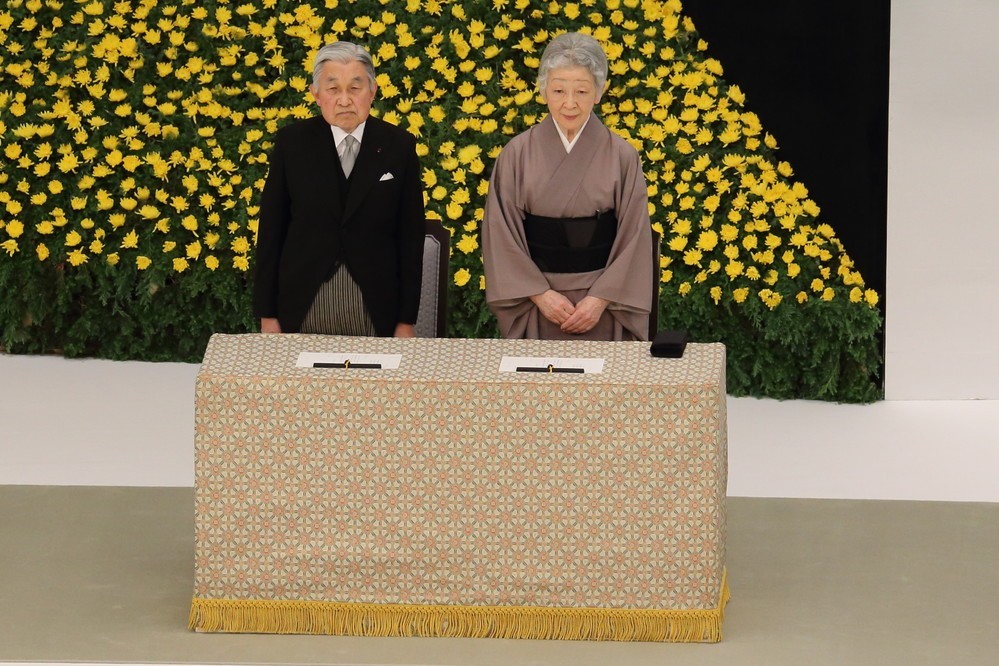 全国戦没者追悼式に出席された天皇皇后両陛下（2014年8月15日撮影）