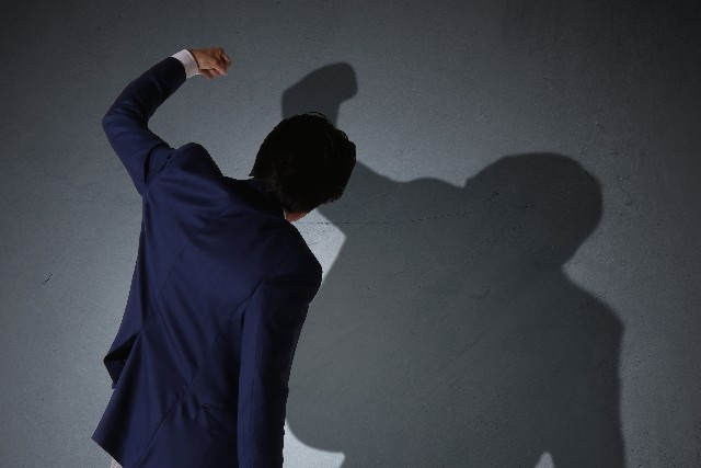 「女性への欲求抑えきれなかった」　高畑裕太は「性依存症」だった？