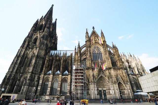 まとめサイトが「発掘」、マスコミ追随　「落書き」神奈川大生が時間差炎上