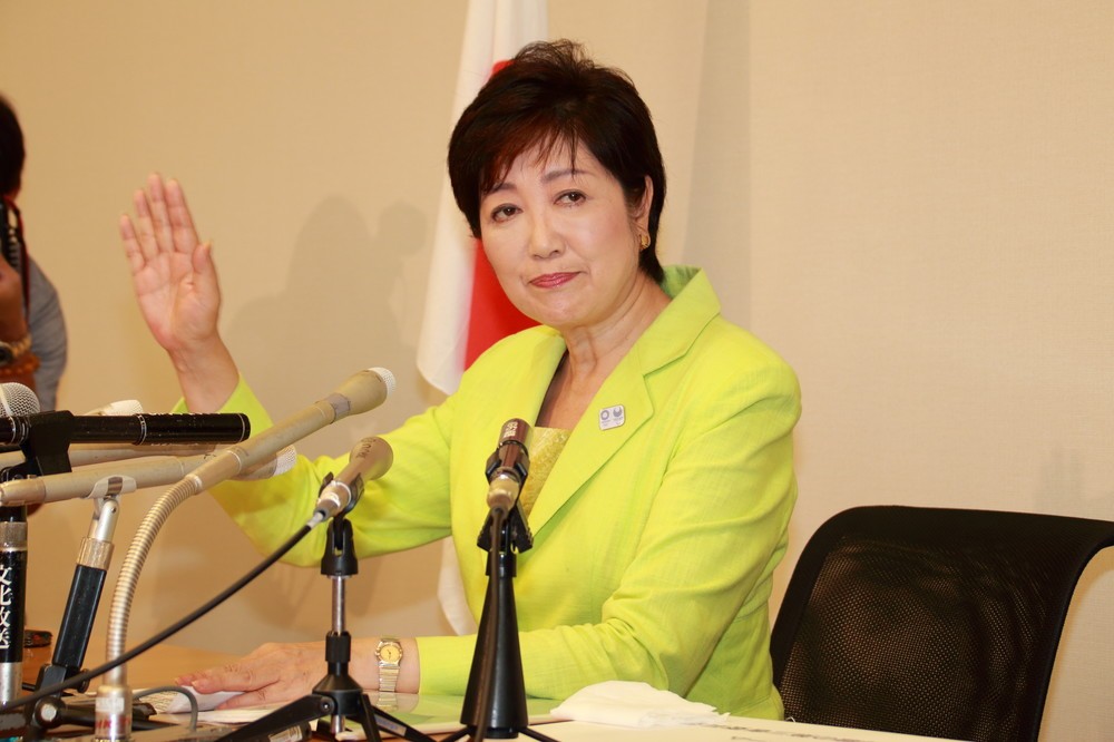 小池都知事、SMAP解散に「残念」　ツイッターで「大好きな曲」も