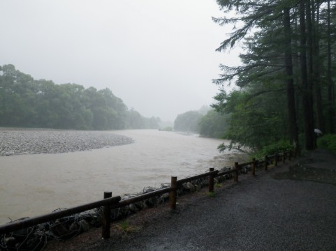 「埋められた後に溺死」の可能性も？　謎多い埼玉河川敷・16歳殺人事件