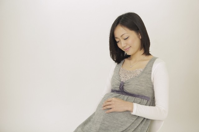 Небольшой осмотр беременной японочки