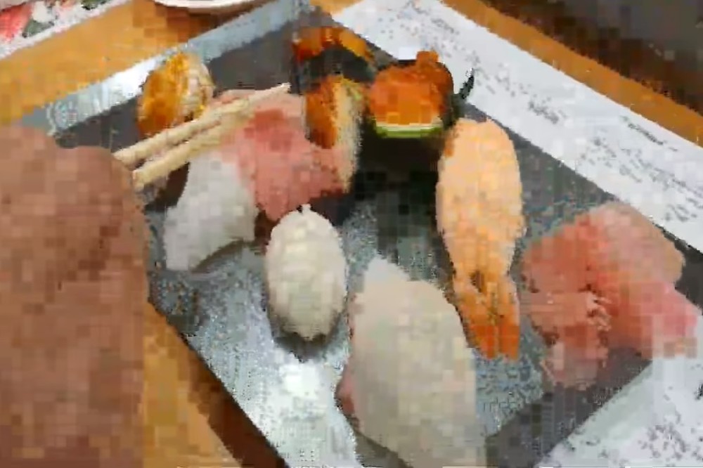 「わさびテロ」寿司店に突撃謝罪要求　ネット中継した韓国人に本国でも批判