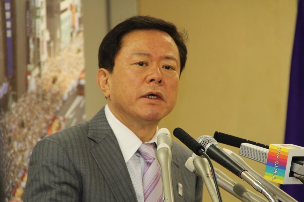 猪瀬元都知事に「熱愛」報道　蜷川幸雄の姪、有紀さんと