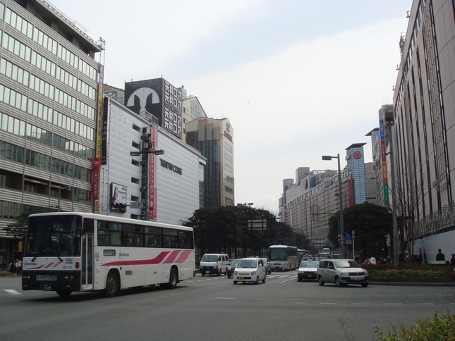 福岡市、年に1万人の人口増　若者「移住」相次ぐ理由