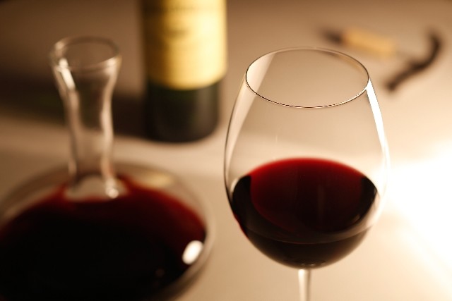 ワインで健康長寿な体づくり　酒が苦手な人は「食べちゃえ」