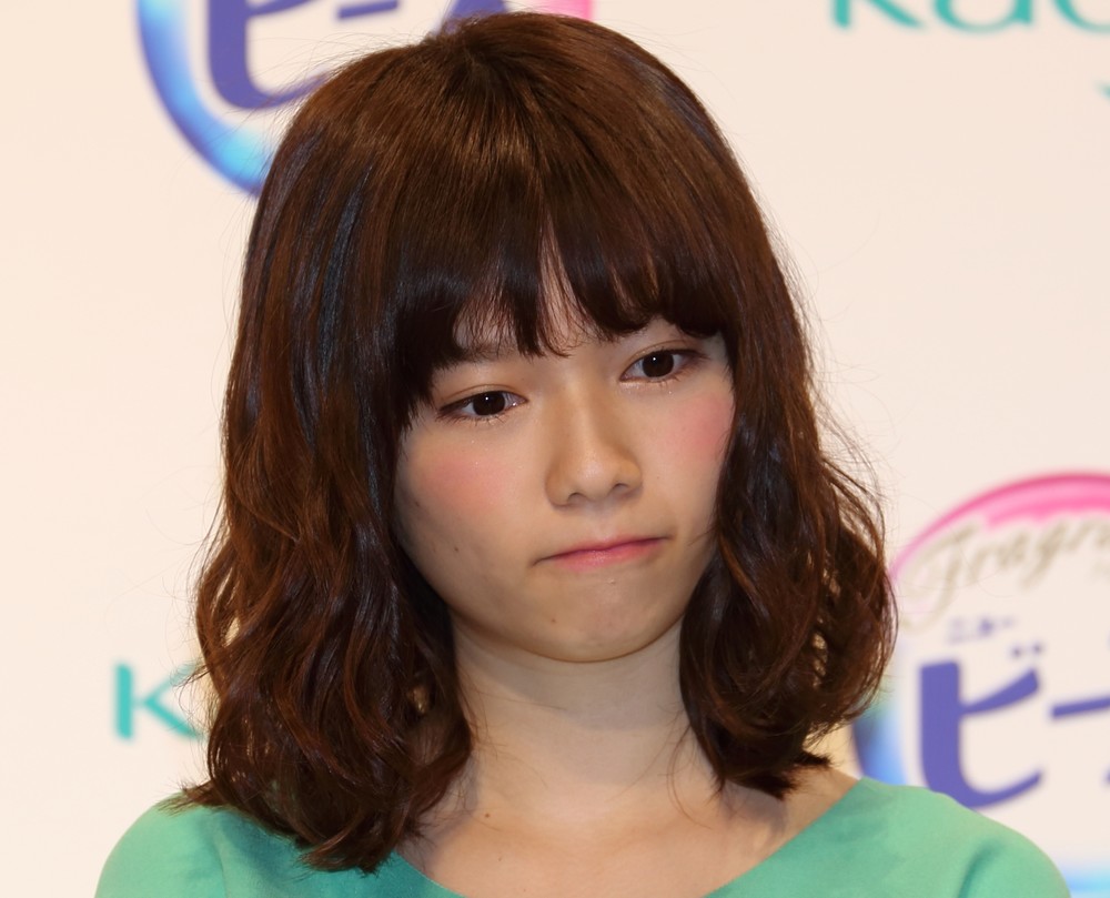 ぱるる「ツイート全削除」の真相　「あの映画」の影響だった