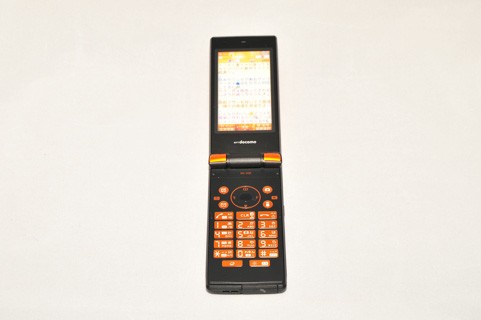 「やめないで」と惜しむ声も　iモード携帯販売「終了へ」　