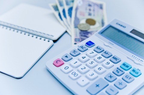 「貯蓄ゼロ」単身者は2人に1人　アベノミクスの間に急増