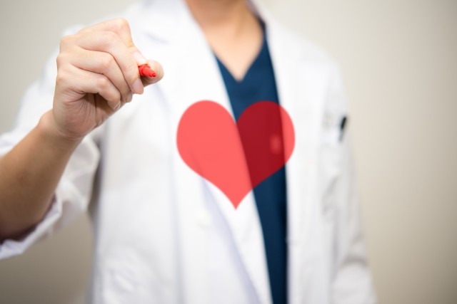 がん細胞にだけ抗がん剤届ける　副作用が少ない化学療法に期待