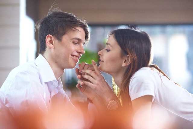 【男と女の相談室】恋人の信じられない行為　セックス中にスマホ見るなんて