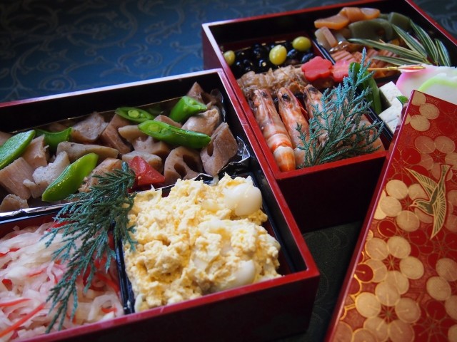 増量まっしぐらのお正月に終止符　おせち料理は食べる順番に工夫を