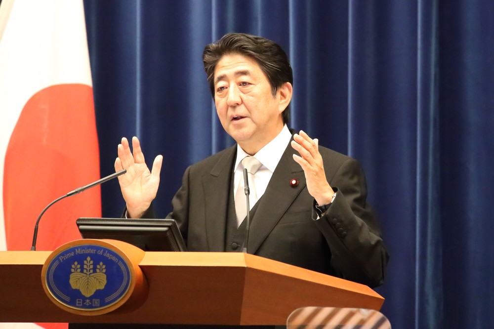 安倍首相、通算在職日数が中曽根氏に並ぶ　「戦後最長」も現実味
