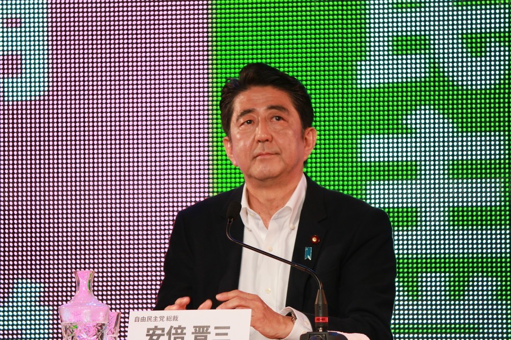 高橋洋一の霞ヶ関ウォッチ<br /> 安倍首相「真珠湾訪問」の意義　「ドレスデンの和解」との関係