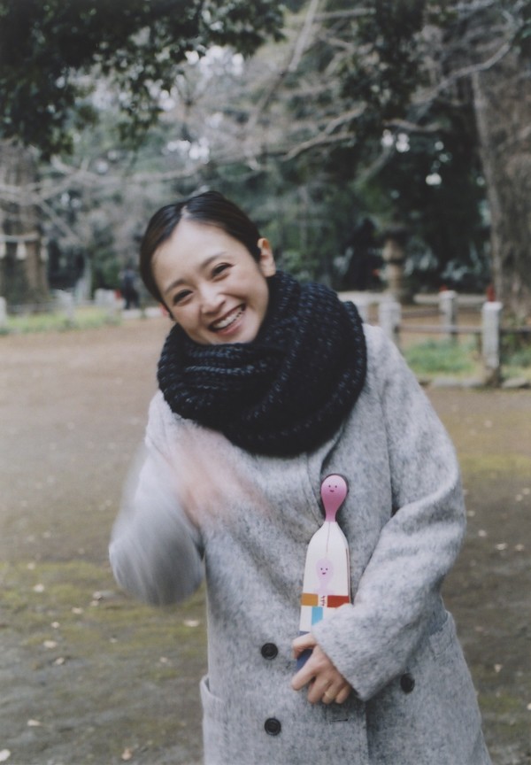 「安達祐実 official gallery」より