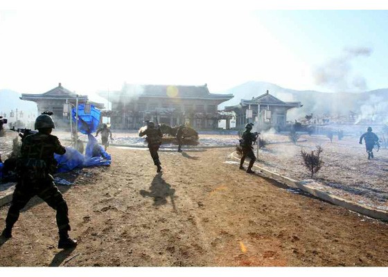 朴大統領の父を襲撃未遂の北朝鮮　娘標的？の特殊部隊訓練を公開