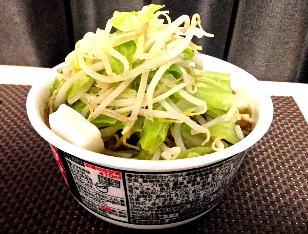 自宅で「ラーメン二郎」手軽に再現　「うどん」使ったらイケてる味に