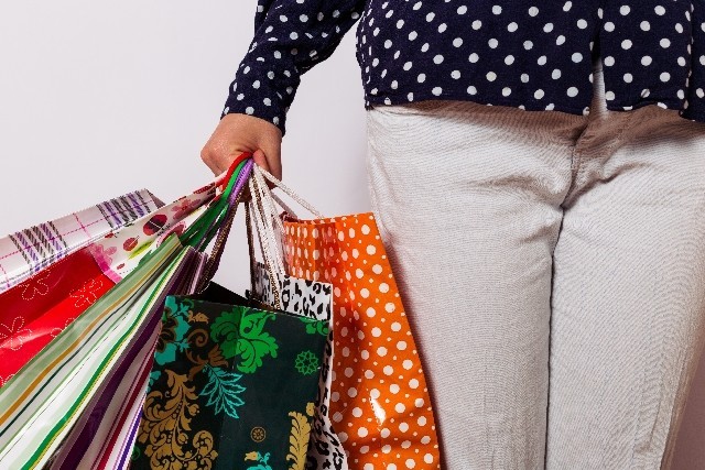 がっかり福袋は「鬱（うつ）袋」 「早朝から並んでこれかよ」