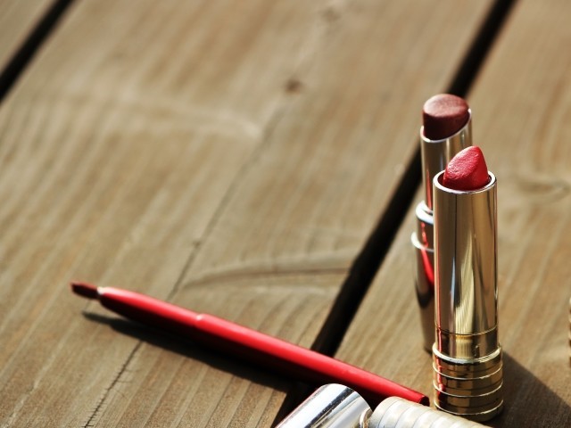 女装30歳男が「婚活相手」釣り放題　こんな悪ふざけは簡単？婚活アプリ担当者に聞いた