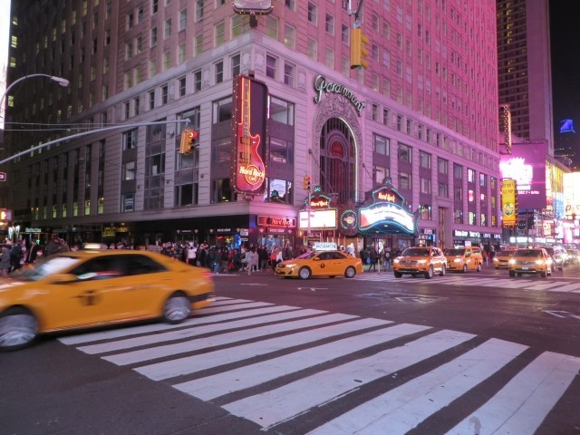 高齢者、免許返納の決め手になるか　バス半額、タクシー1割引