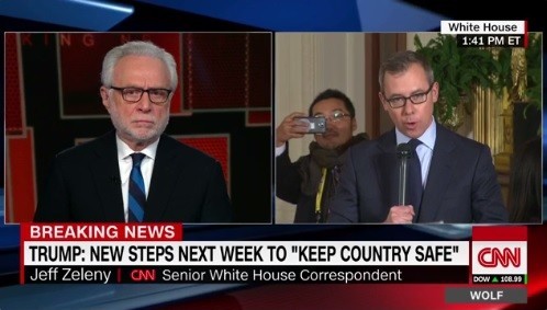 日米首脳会談、CNNに映りこんだ上杉氏　拡散された「ニコニコ」映像