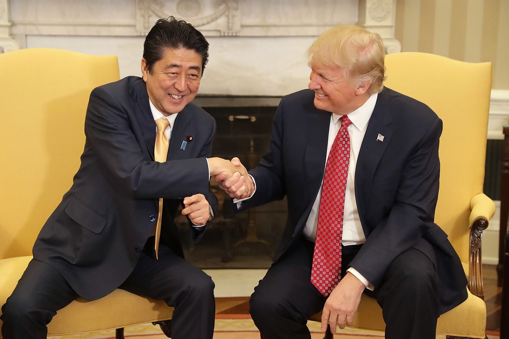 岡田光世「トランプのアメリカ」で暮らす人たち<br /> 安倍首相の表情、実はこう見られていた