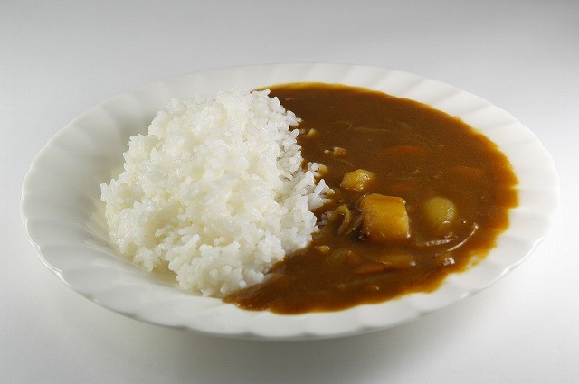 「一晩ねかせたカレー」気をつけて　コク出てうまいが食中毒の原因菌も