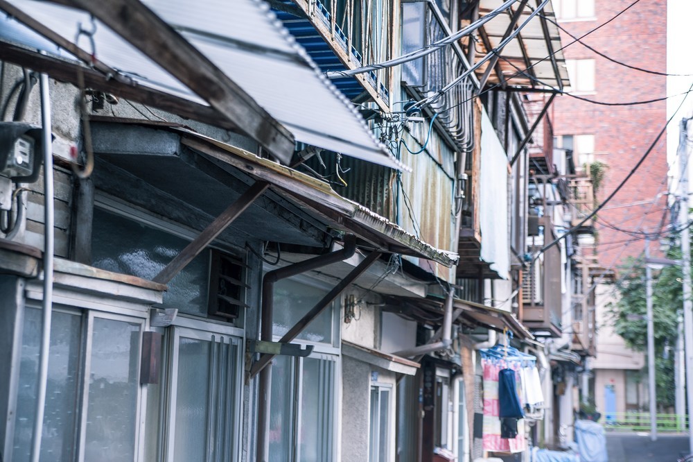 民泊「解禁」の同床異夢　法案まとまるも課題山積