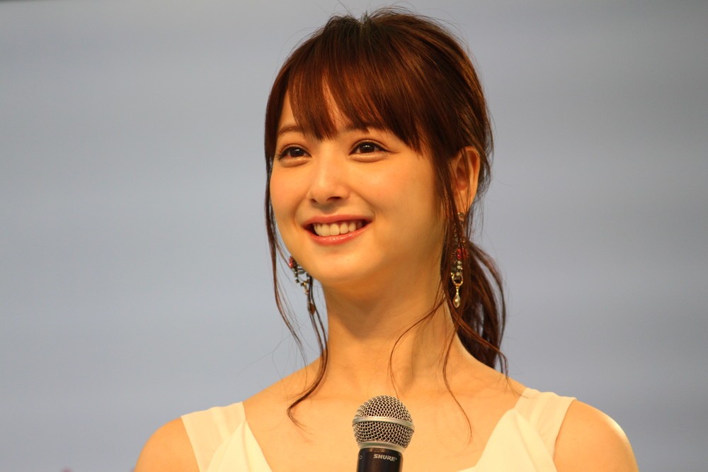 佐々木希公式ツイッター、開設以来5年の沈黙　フォロワー16万人に無反応貫く「ある事情」