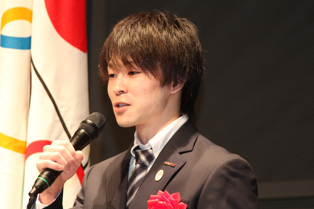 「ぎっくり腰」は突然襲ってくる　スポーツ選手も悩まされる痛み