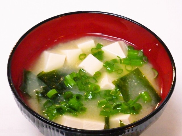 元気なお年寄りの食事でわかった　「長生きホルモン」増やす食材とは