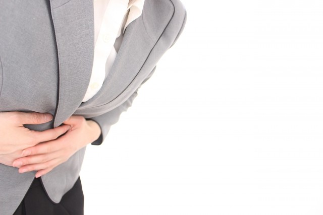 楽しんご、「死ぬ手前位の病気」　腹の中に穴、で4時間の手術に