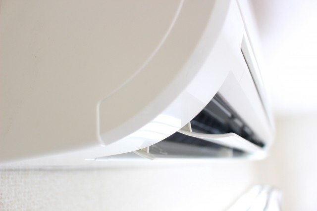 室温28度は熱中症注意温度　クールビズだからと我慢するのは危険