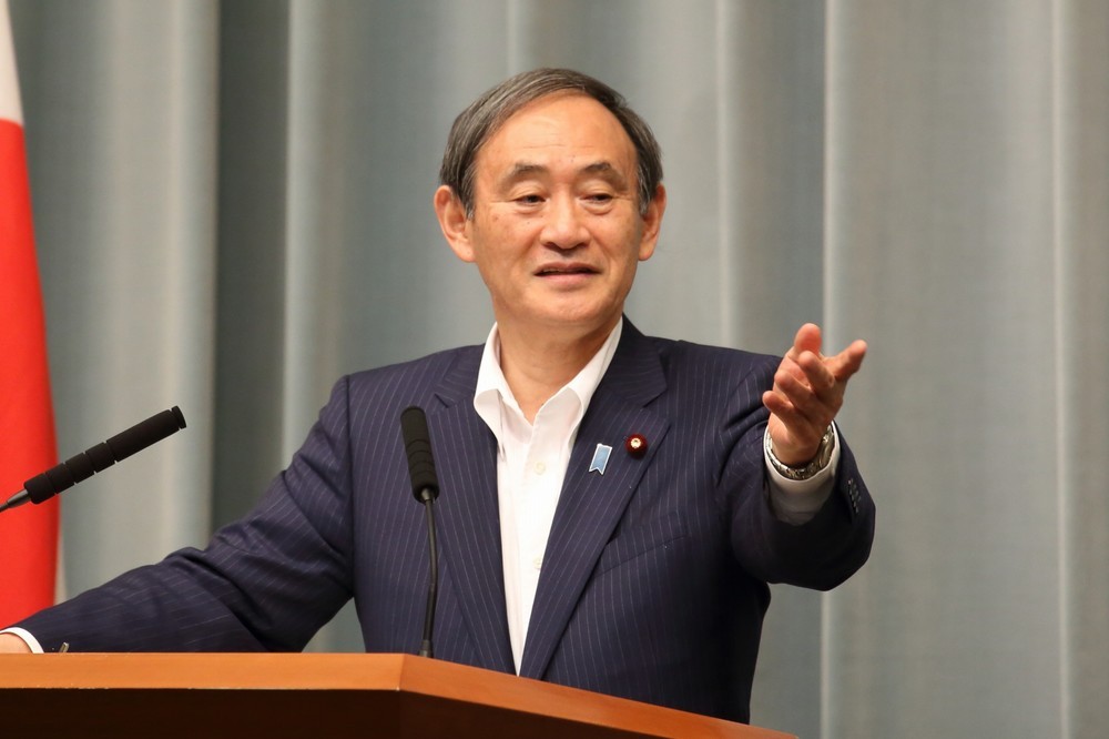 前次官「出会い系バー」、新聞の扱いに違い　読売は突出して批判的