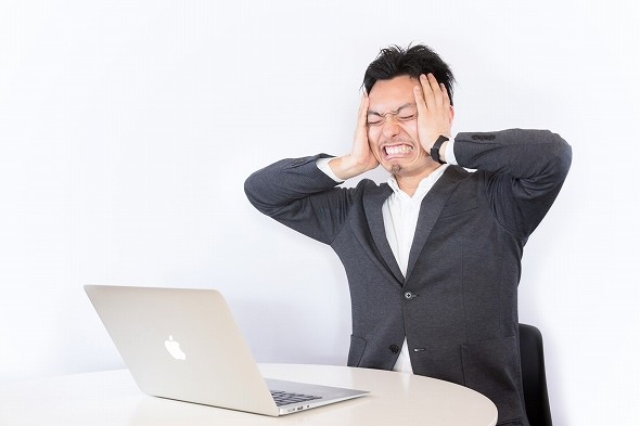 「すぐイライラ」原因は浅い呼吸かも　たった2分「寝ながら体操」で改善