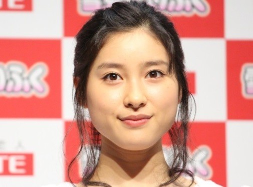 土屋太鳳「彼氏」写真投稿？　相手は誰だ、とファン大興奮