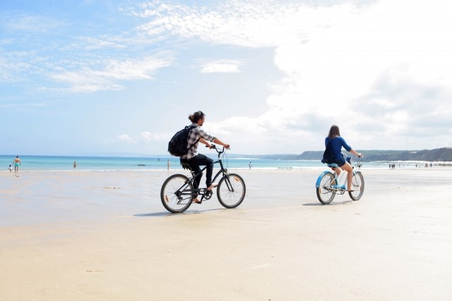 hydeが「サイクリングなう」写真　「彼女目線」に胸キュンキュン