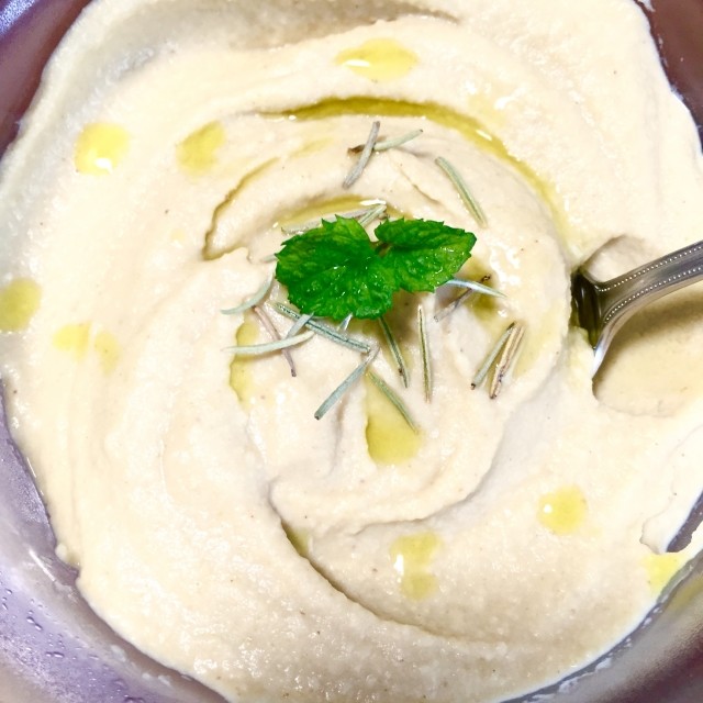 豆パワー全開「フムス」ダイエット　ガガやアン・ハサウェイもやせた