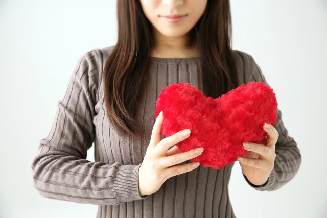 乳がん、両方とも発症しやすいのは　日本人に多い乳腺が高濃度のタイプ