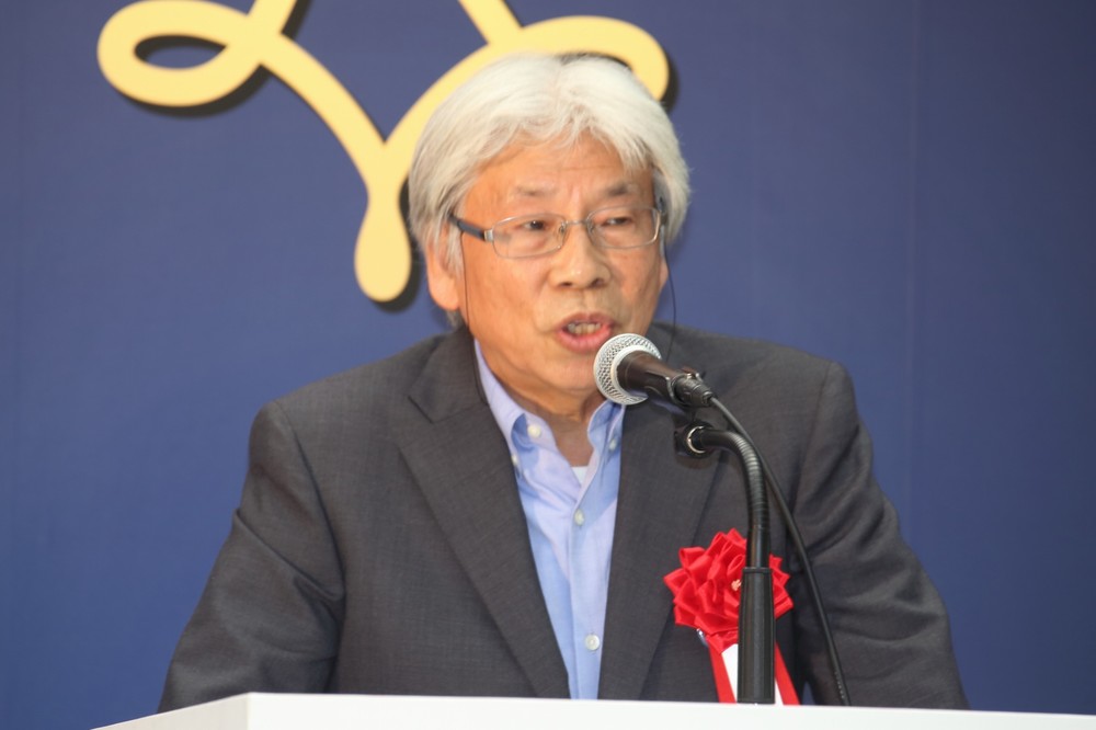 デザインを担当した水戸岡鋭治さん