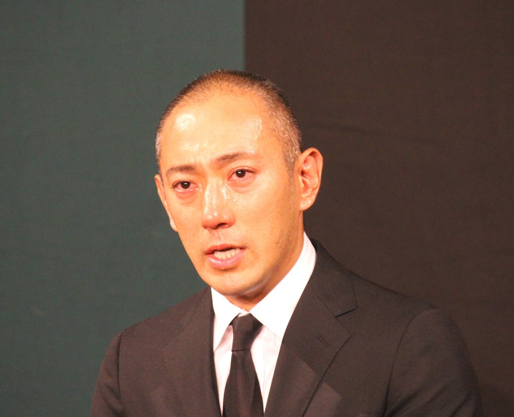 「なんでもない日だからこそ、愛してると伝えたい」　海老蔵＆麻耶、麻央さん命日に抱いた想い