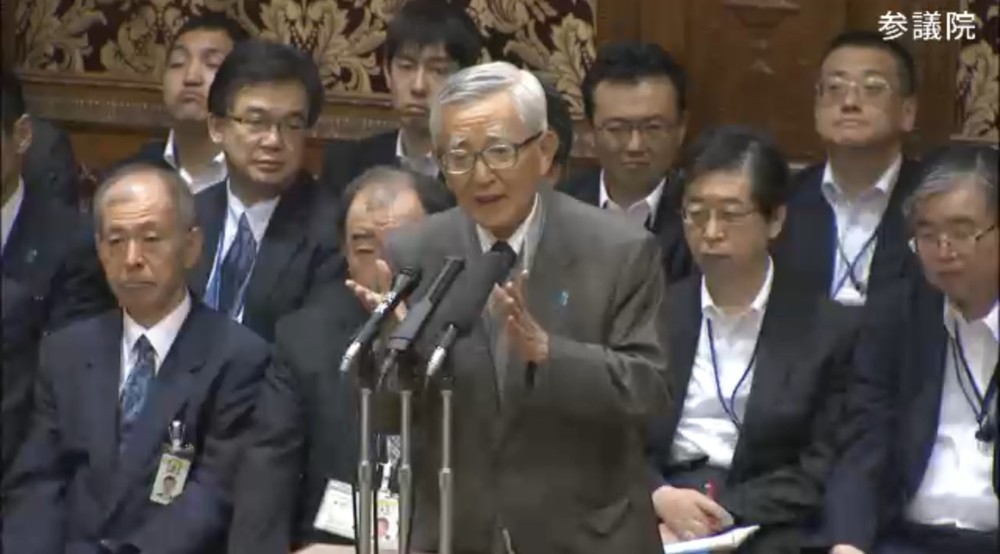 参院予算委員会で持論を述べる加戸守行氏（写真は参院インターネット中継から）