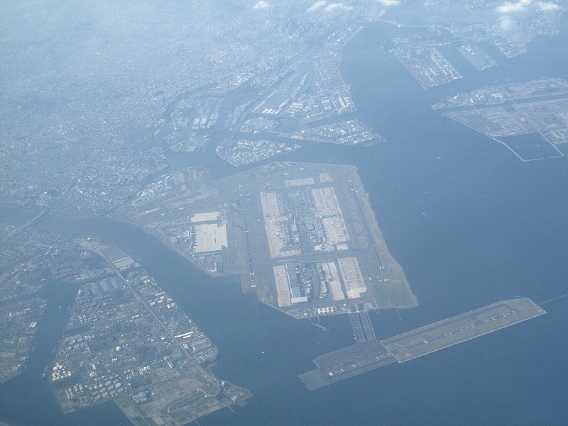 全日空機が緊急着陸した羽田空港（2010年撮影）